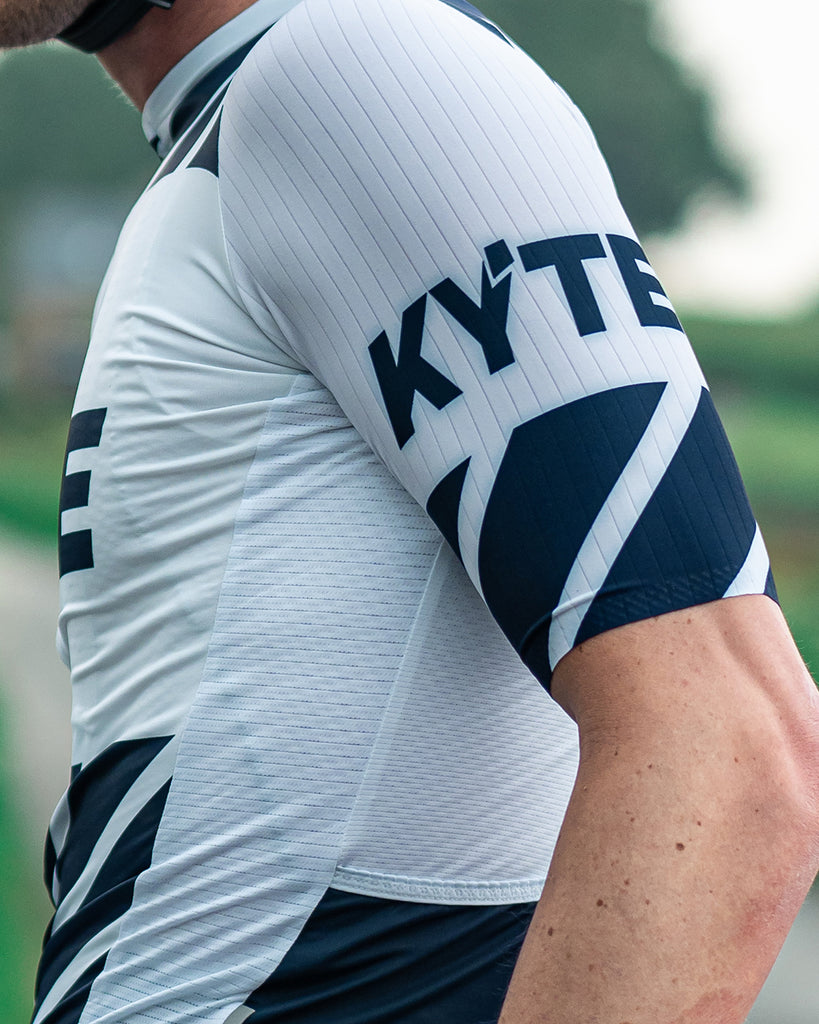 KYTE Carbon Short Sleeve Jersey - White / Navy