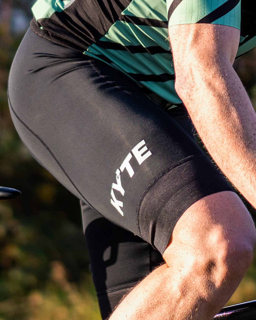 KYTE PRO Bib Shorts - BLACK Horizontal